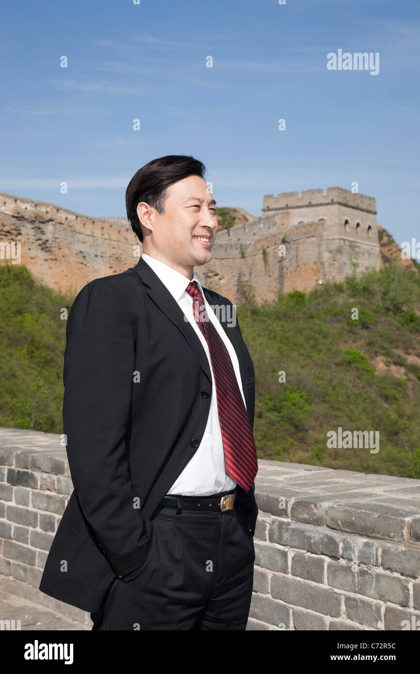 Femme d'affaires sur la Grande Muraille Banque D'Images