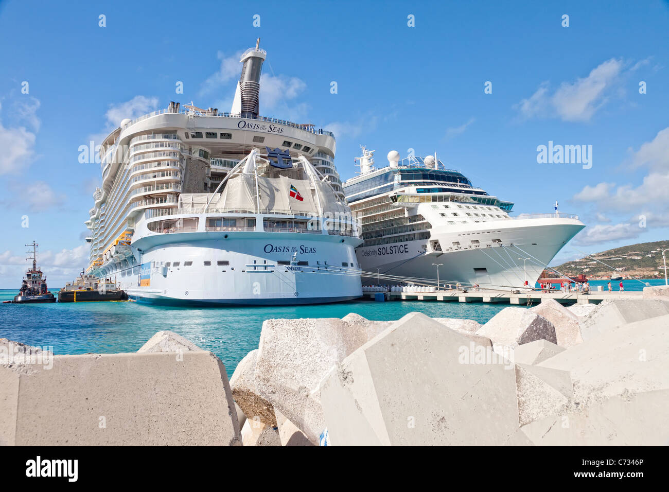Les navires de croisière dans le port de Philipsburg, Saint-Martin Photo  Stock - Alamy