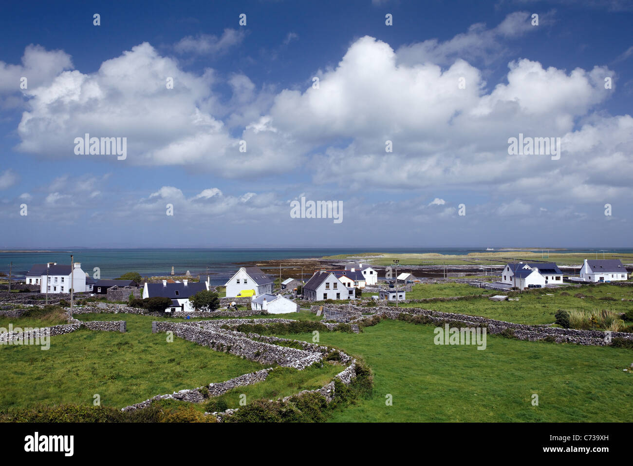 Le village de Place Killeany sur l'île de Inishmore, Aran Islands, comté de Galway, en République d'Irlande Banque D'Images
