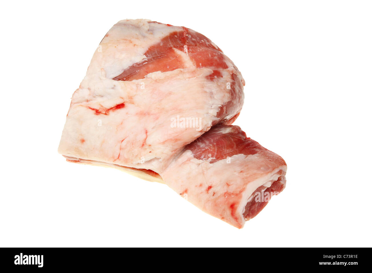 Épaule d'agneau cru isolés contre white Banque D'Images