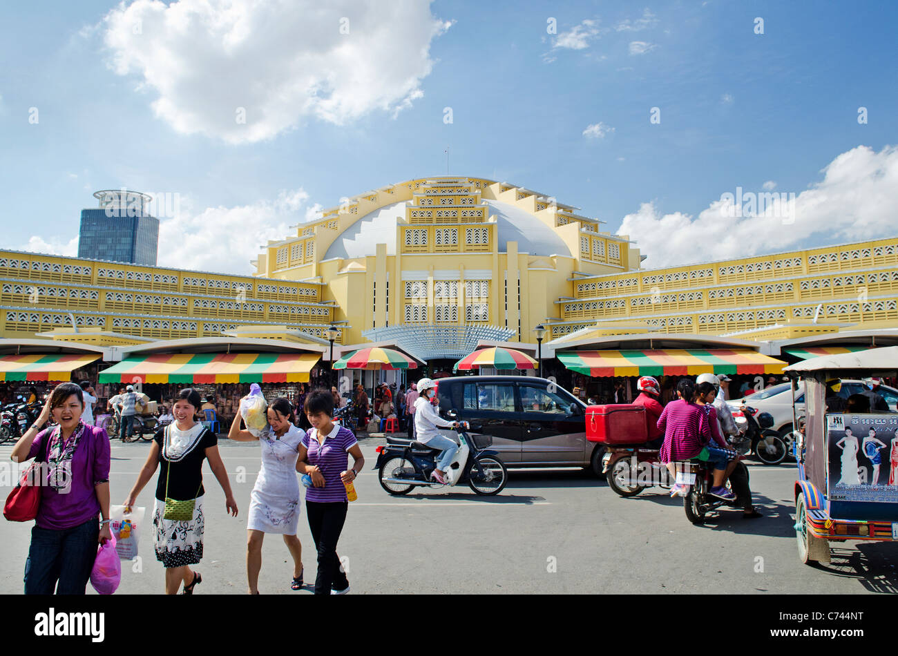 Psar Thmei marché central de Phnom Penh au Cambodge Banque D'Images