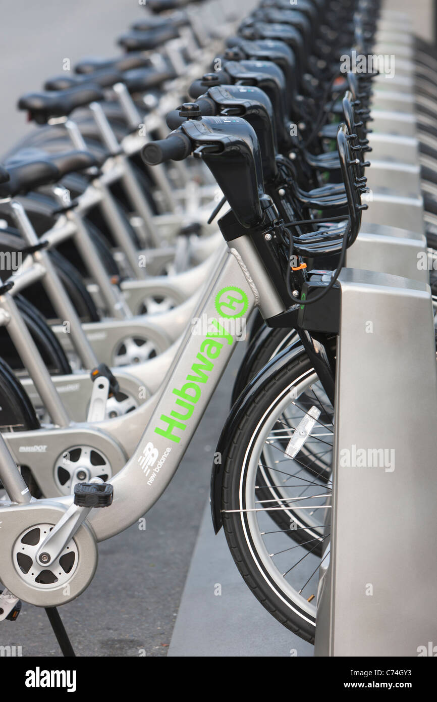 Quelques-unes des bicyclettes de l'équilibre nouveau système de partage de vélos Hubway à Boston, Massachusetts. Banque D'Images