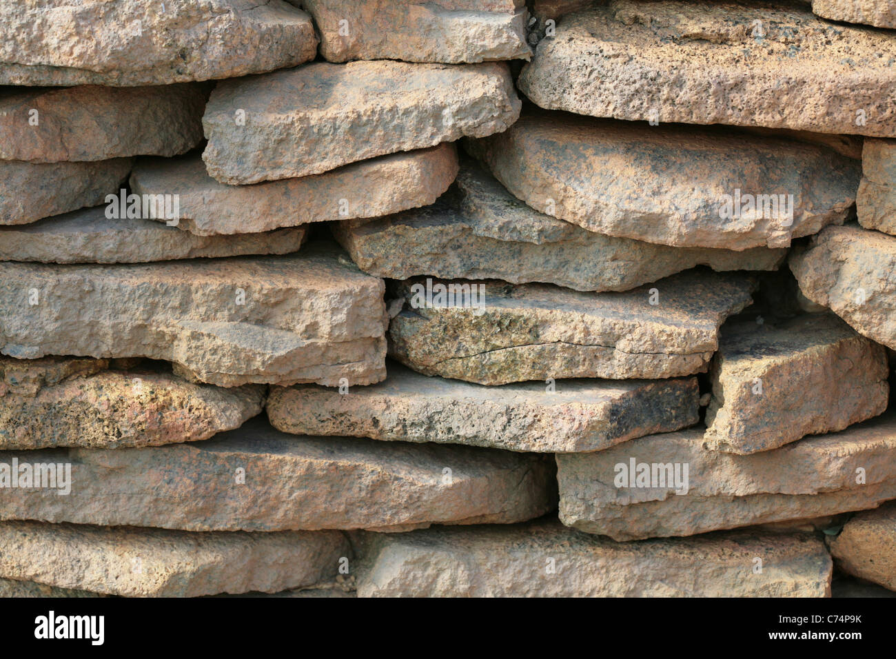 Des blocs de roche dans un mur de fond pour utilisation dans plusieurs dessins ou modèles. Banque D'Images