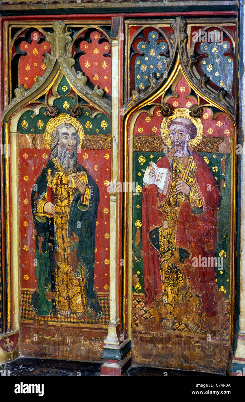 Cawston, Norfolk, jubé. À l'épée de saint Paul, saint Pierre avec les clés, les écrans médiévale anglaise peint peintures Peinture Banque D'Images