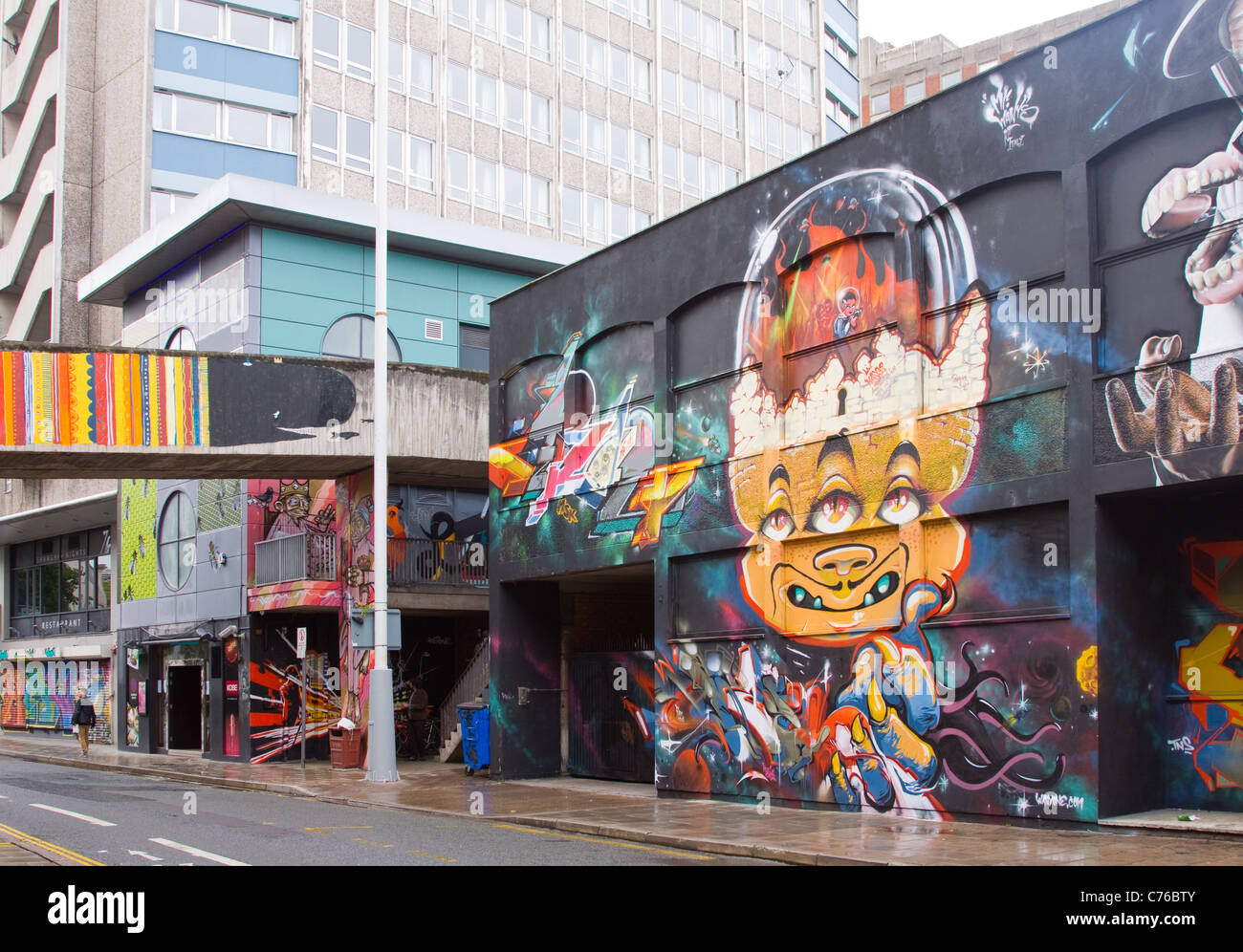L'art urbain à l'autruche, projet arts de la rue Nelson Street, Bristol Banque D'Images