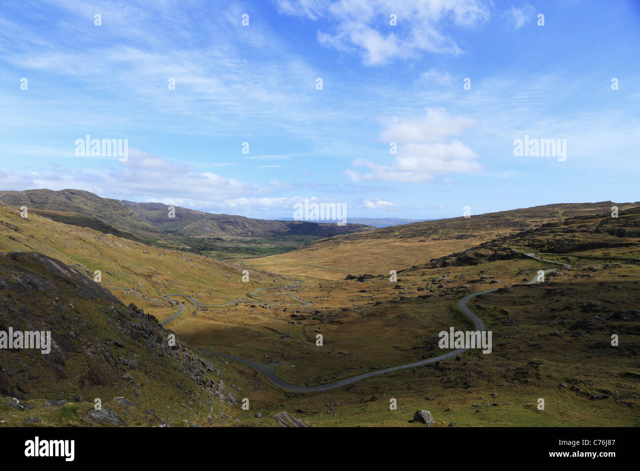 La vue à travers le col Healy sur la péninsule de Beara vers Co Cork en République d'Irlande. Banque D'Images