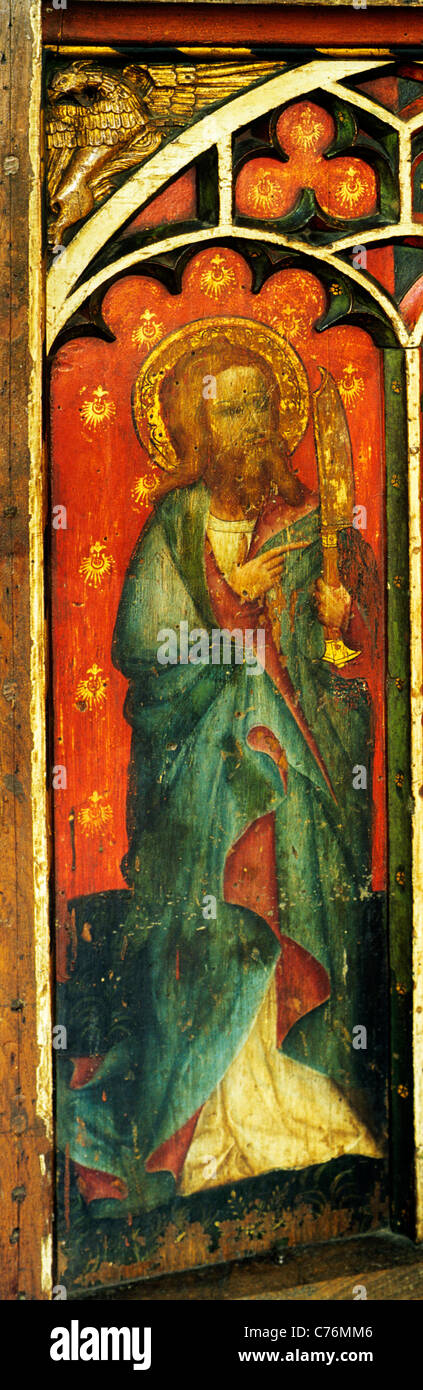 Castle Acre, Norfolk. Jubé, Saint Barthélemy tenant un couteau de l'écorchage, écrans médiévale anglaise peint peintures Peinture Banque D'Images