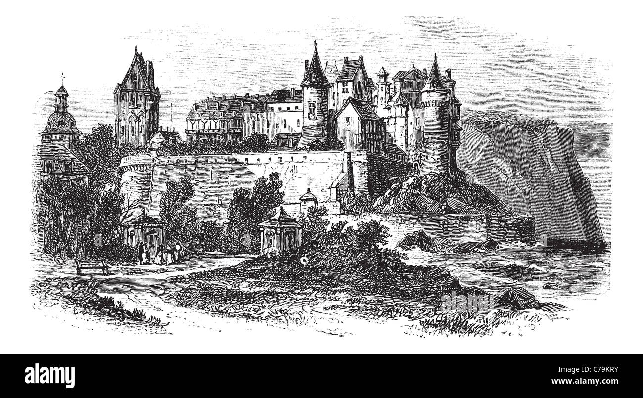 Musée du Château de Dieppe en Normandie, France, durant les années 1890, gravure d'époque. Vieille illustration gravée de Musée du Château Banque D'Images