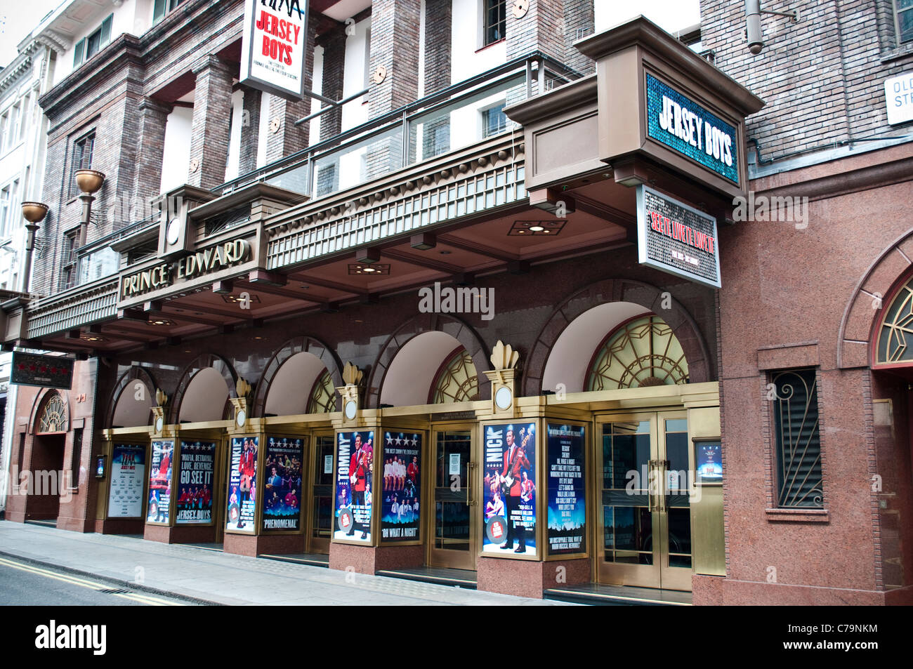 Prince Edward Theatre sur Old Compton Street montrant Jersey Boys comédie musicale, Londres, Royaume-Uni Banque D'Images