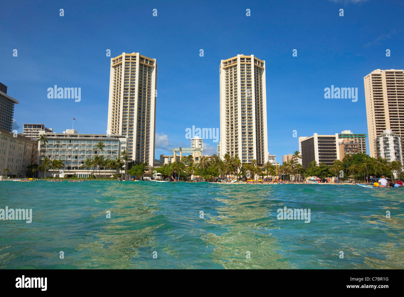 Hyatt Hotel, plage de Waikiki, Honolulu, Oahu, Hawaii Banque D'Images