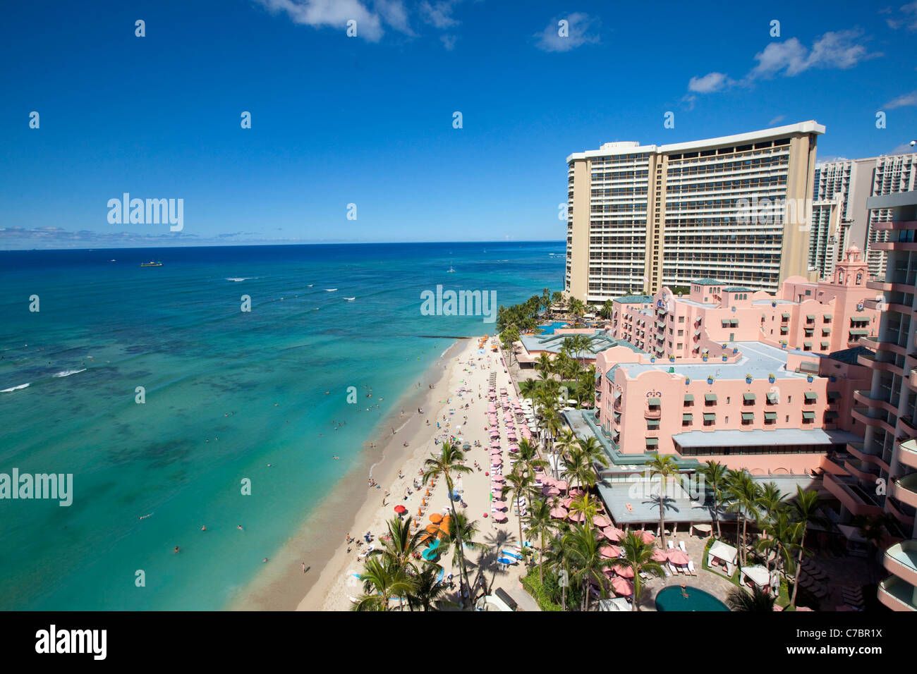 Hôtel Royal Hawaiian, la plage de Waikiki, Honolulu, Oahu, Hawaii Banque D'Images