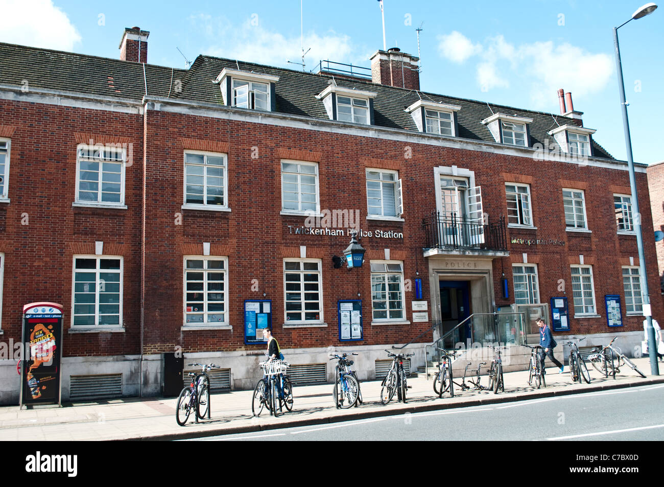 La station de police de Twickenham, Middlesex, England, United Kingdom Banque D'Images
