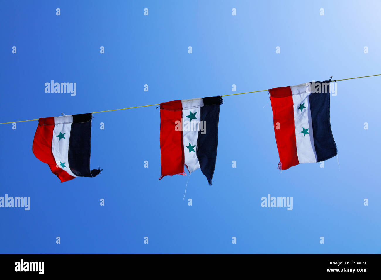 Chaîne de drapeaux syriens, en Syrie Banque D'Images