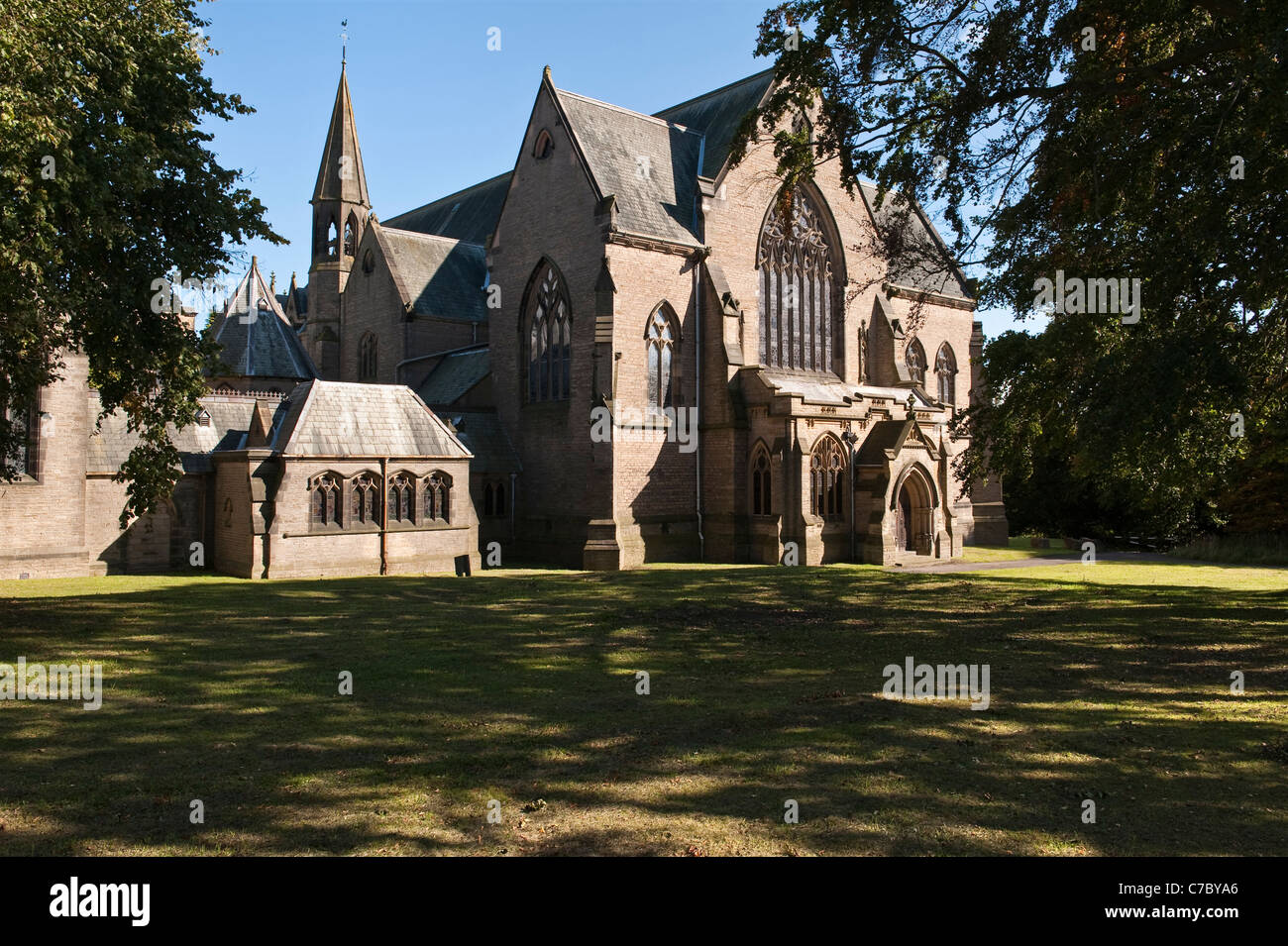 L'extérieur gothique victorien de la chapelle Saint-Cuthbert, Ushaw College (1884) par Dunn et Hansom. Comté de Durham, Royaume-Uni Banque D'Images