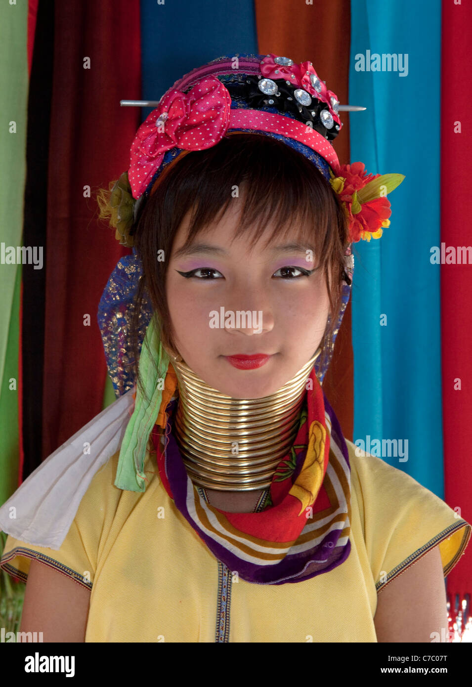 Fille, Karen long cou de la tribu, la province de Chiang Mai, Thaïlande Banque D'Images