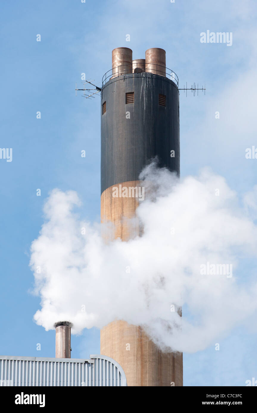Slough Power Station gérée par Scottish & Southern dans le Slough Trading Estate Berks Angleterre 2011. Banque D'Images