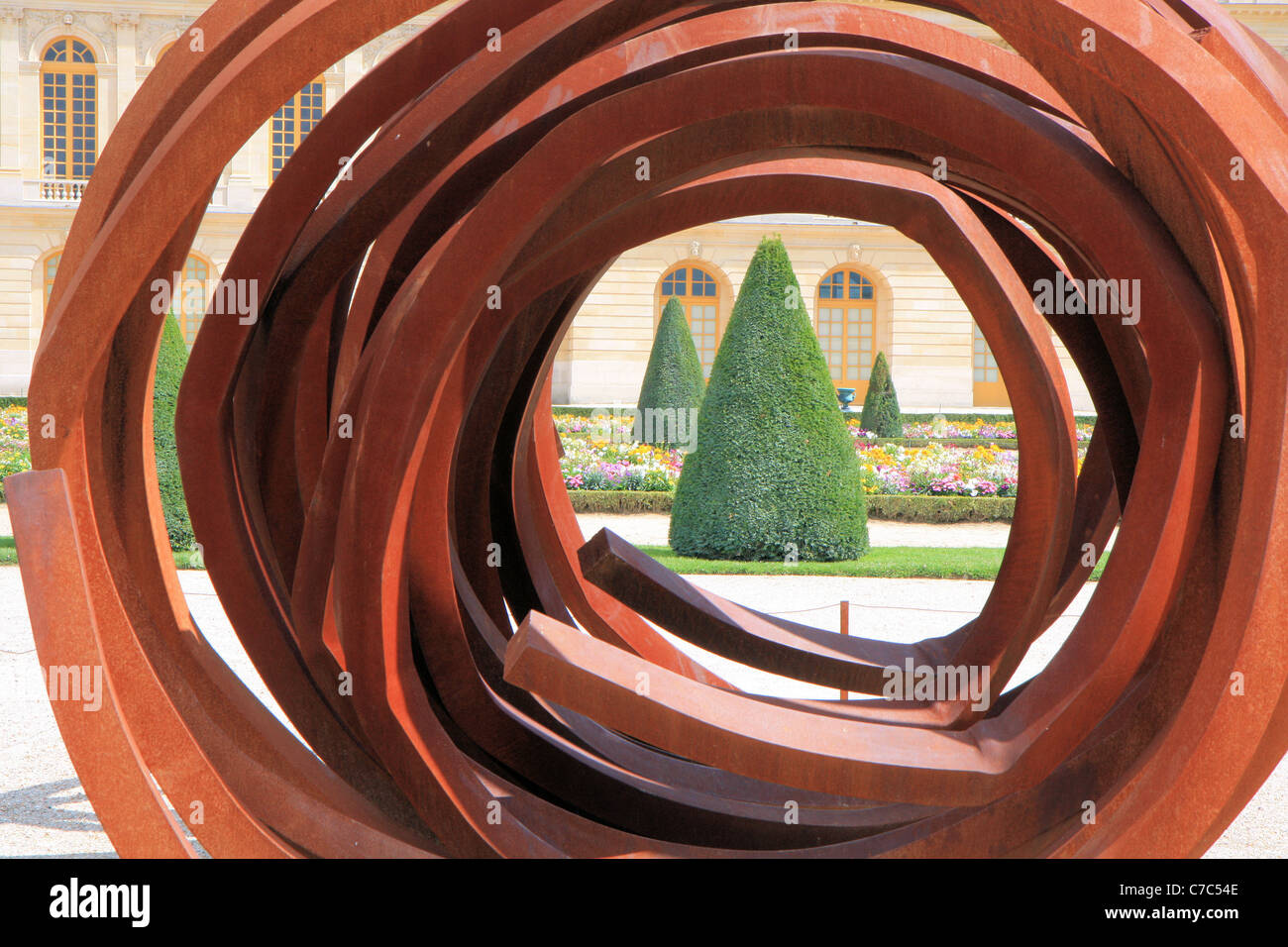 Bernar Venet exposition d'art, Château de Versailles, France Banque D'Images