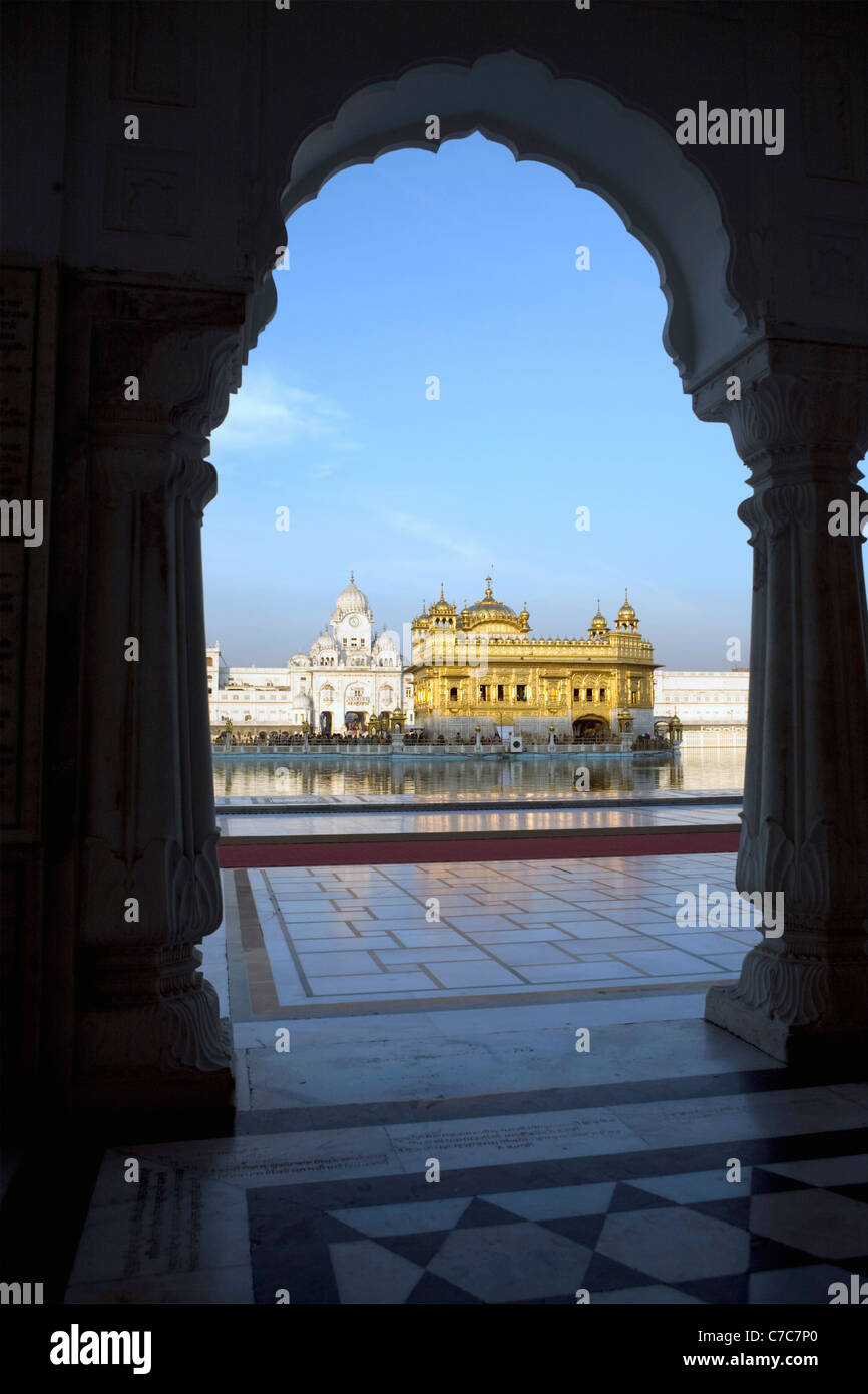 Le Temple d'or sikh de la ville d'Amritsar, Inde dans l'État du Punjab Banque D'Images