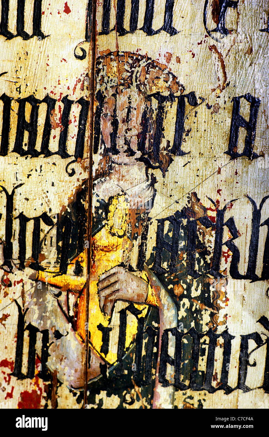 Prieuré Binham, Norfolk. Jubé peint saint Marie Madeleine, surimprimées avec la zone de texte lors de la réforme l'iconoclasme Banque D'Images
