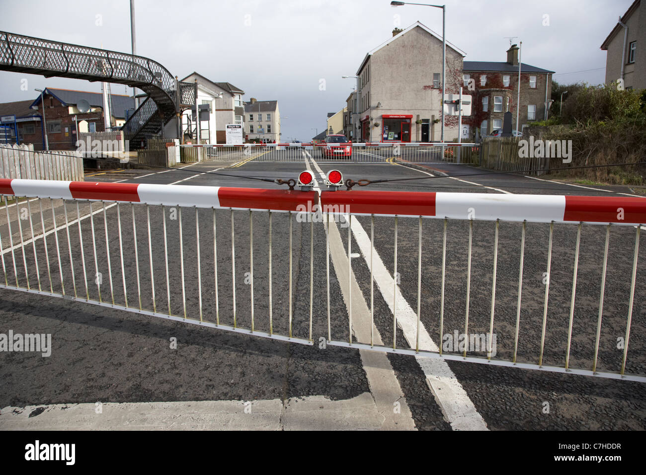 Barrières de passage à niveau fermé gare castlerock irlande du nord uk Banque D'Images