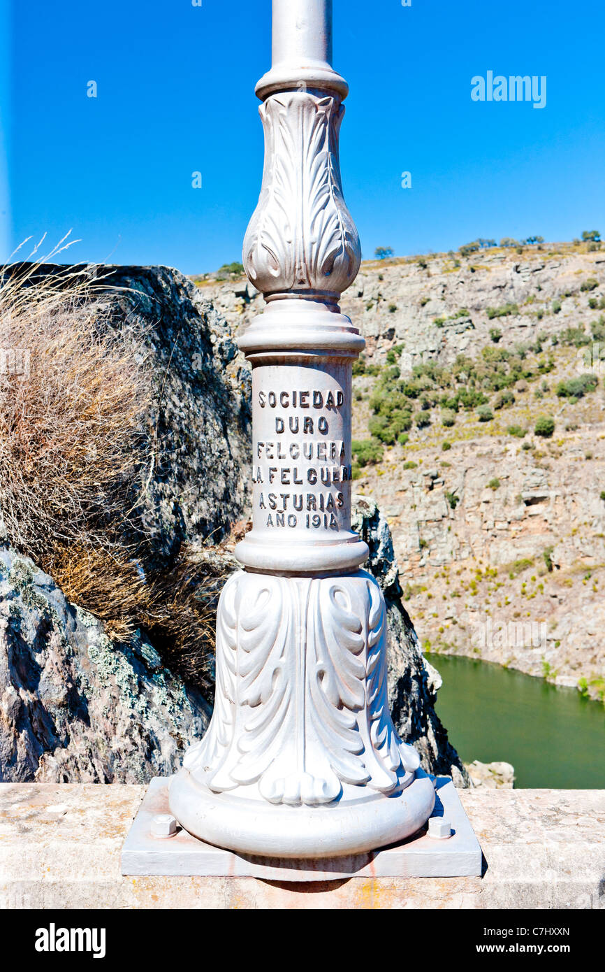 Inscription de Requejo Bridge, Castille et Leon, Espagne Banque D'Images