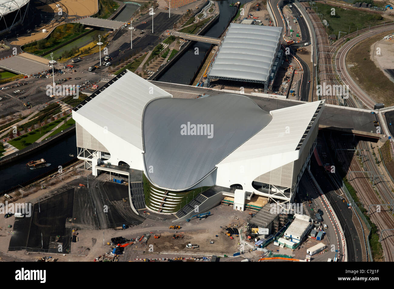 Le centre aquatique du parc olympique de Londres. De l'air. Banque D'Images