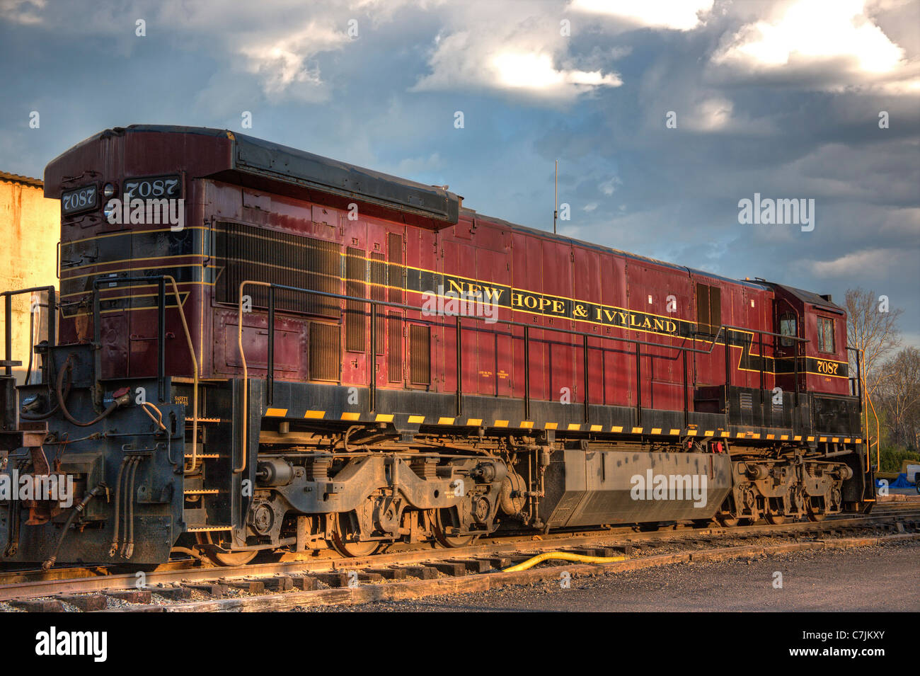 Moteur diesel train en gare Banque D'Images