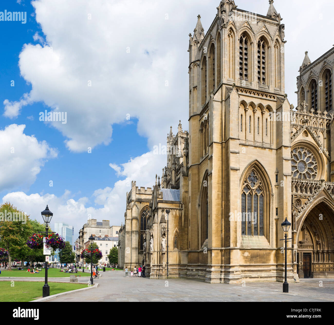 La cathédrale de Bristol sur College Green dans le centre-ville, Bristol, Avon, Royaume-Uni Banque D'Images