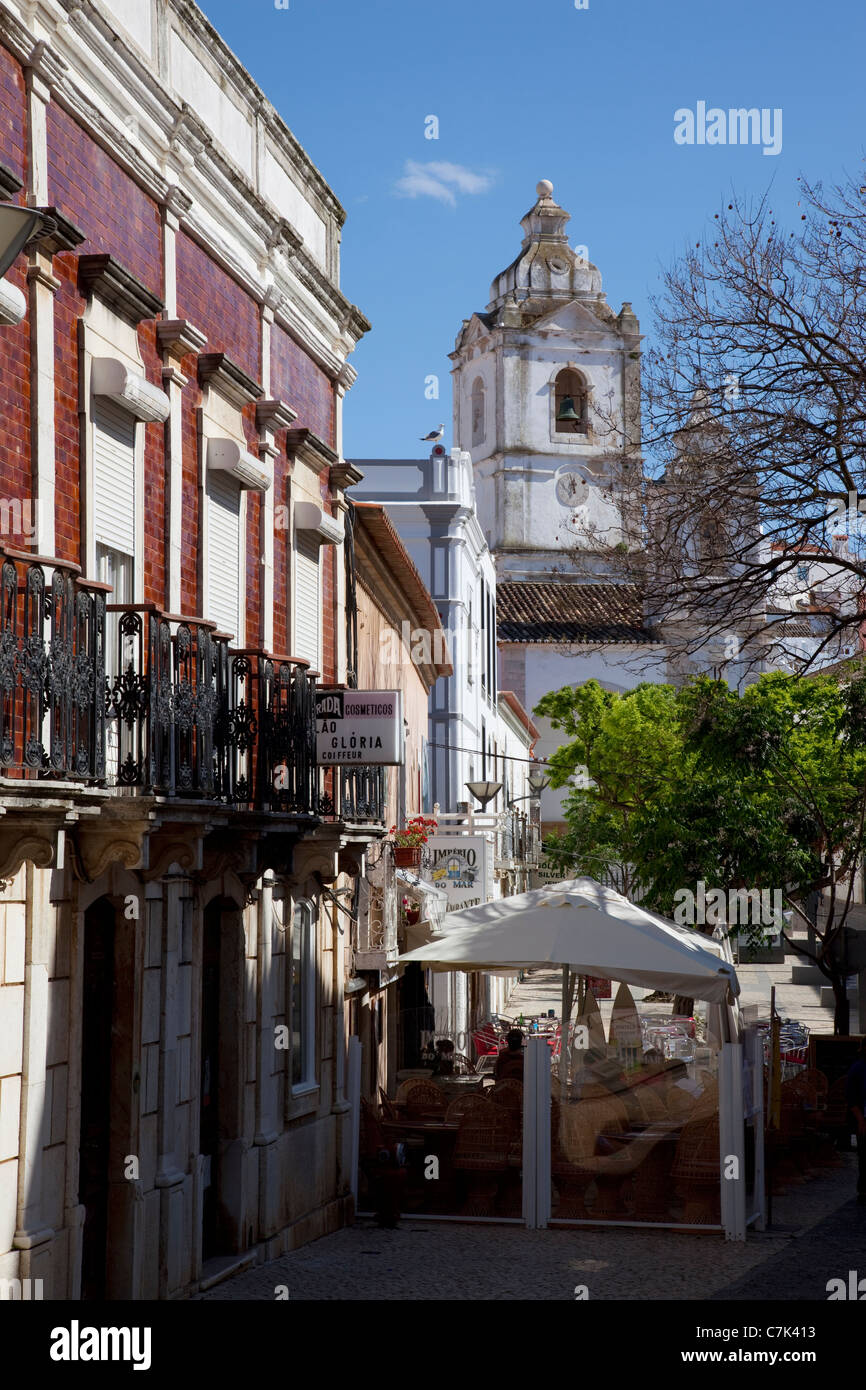 Portugal, Algarve, Lagos, Igreja de Santo Antonio & Scène de rue Banque D'Images