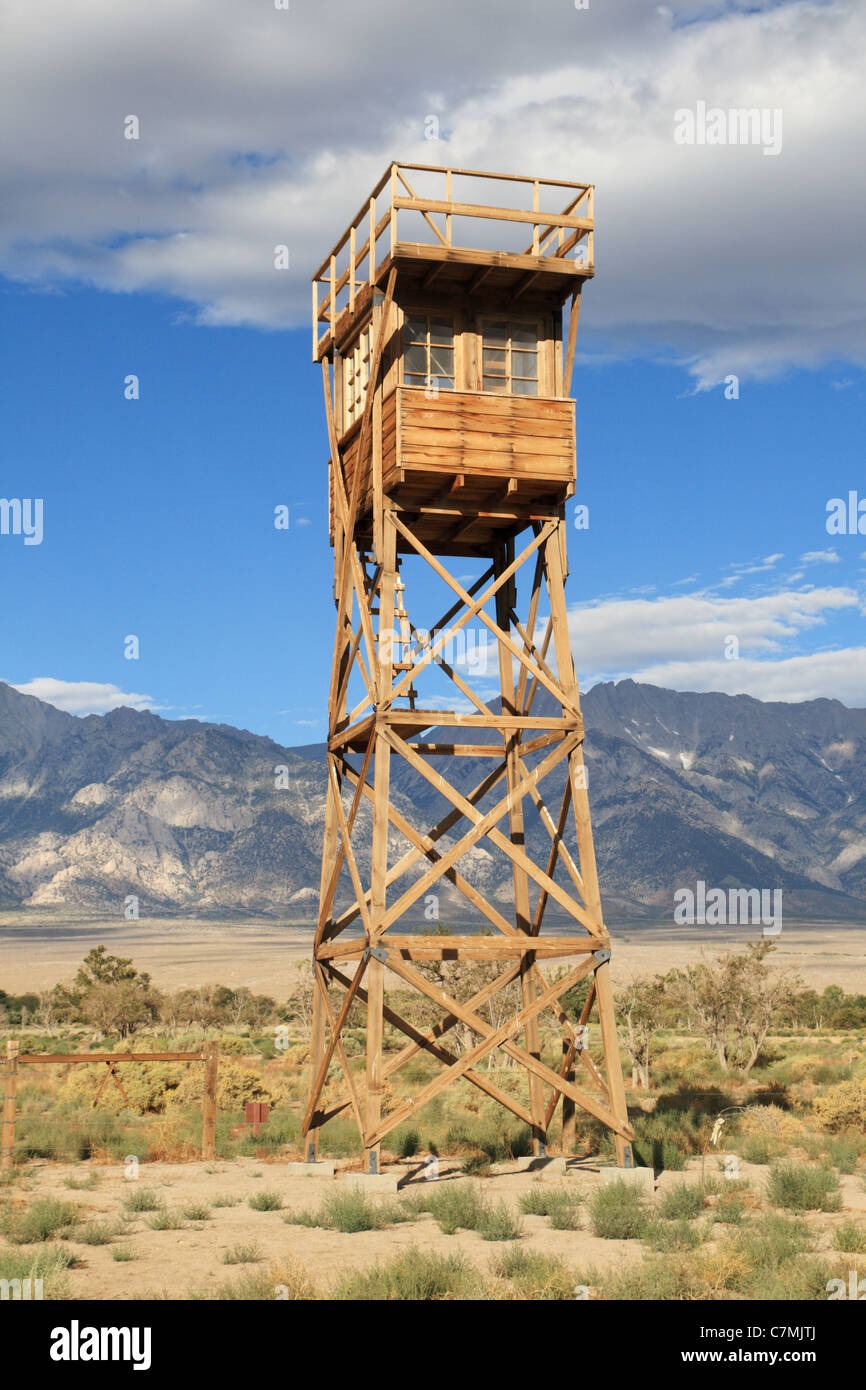Réplique de Manzanar tour de garde au camp de concentration US Banque D'Images