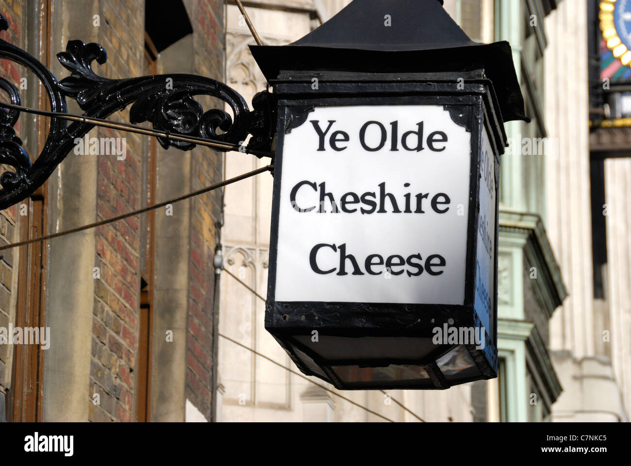 Le Ye Olde Cheshire Cheese pub dans Fleet Street, Londres, Angleterre Banque D'Images