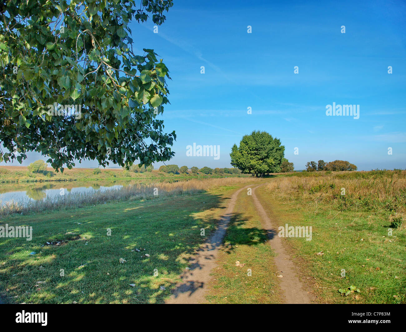 Le pittoresque paysage rural journée d'automne ensoleillée sereine Banque D'Images
