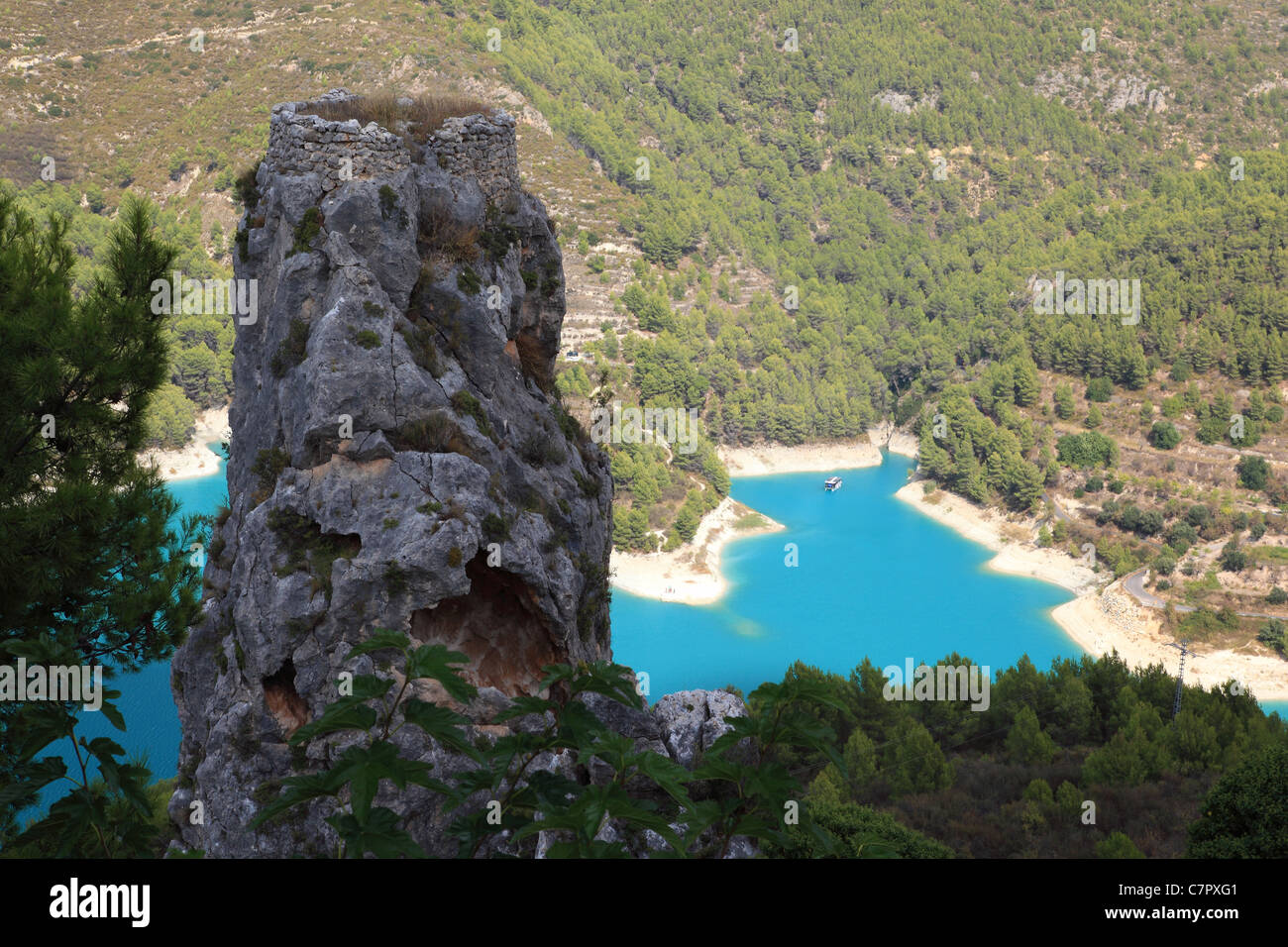 Guadalest le lac vu du la ville, Espagne Banque D'Images