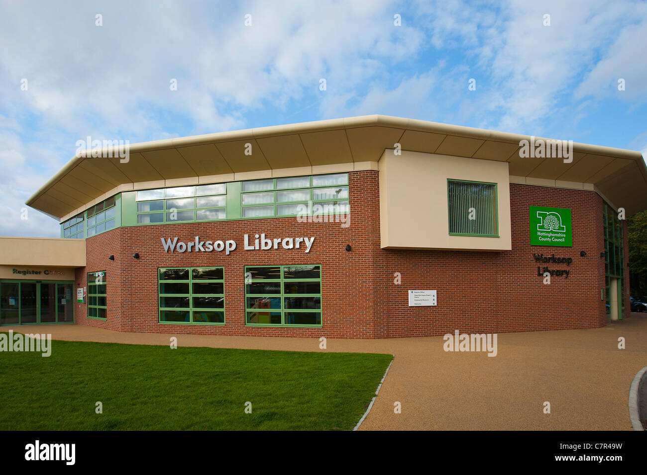 Bibliothèque et bureau de registre Worksop, Bassetlaw District Council, Worksop, Nottinghamshire Banque D'Images