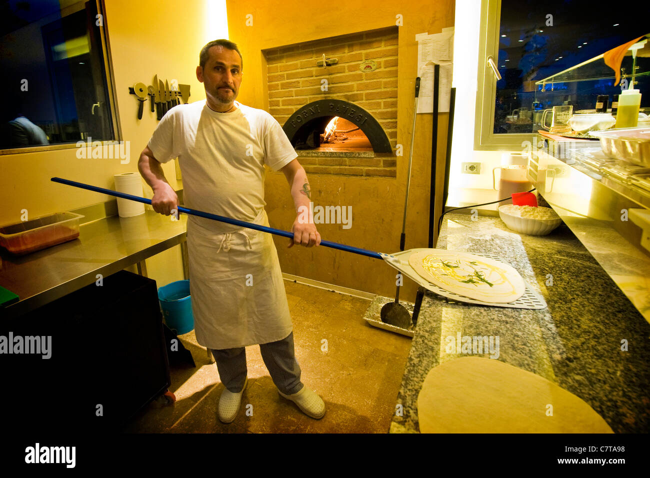 L'Italie, l'Ombrie, Montecchio, maison, chef de Pizza Pizza Banque D'Images