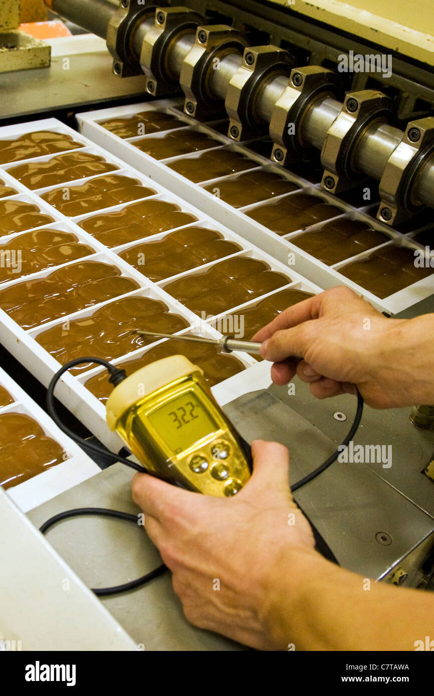 La Suisse, Lugano, Stella fabrique de chocolat, la fabrication du chocolat candy Banque D'Images