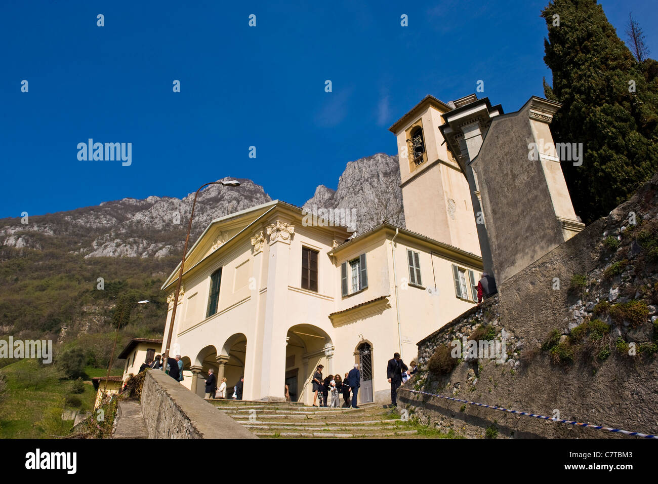 L'Italie, Lombardie, Lecco, église Banque D'Images