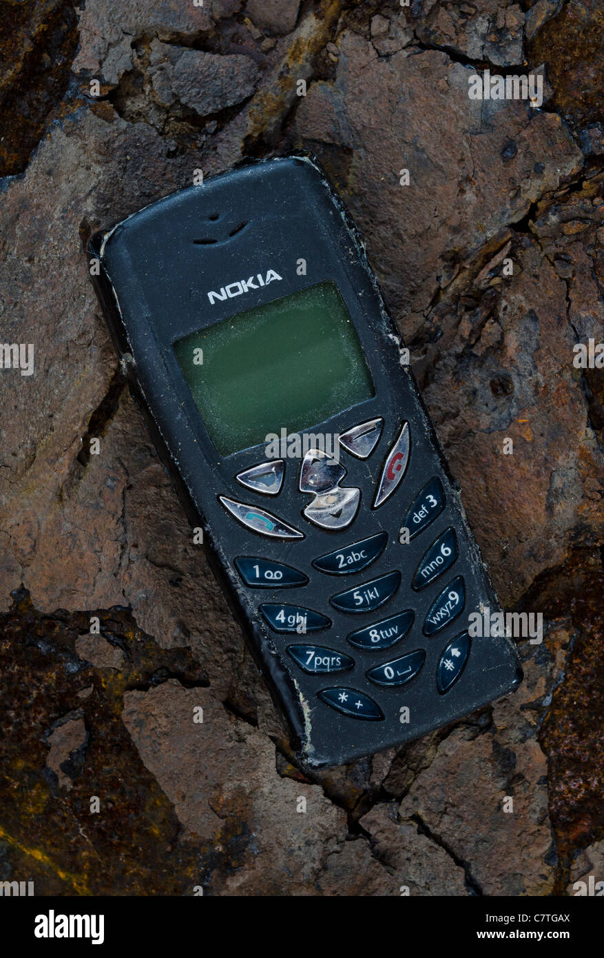 Téléphone mobile Nokia 8310 Photo Stock - Alamy