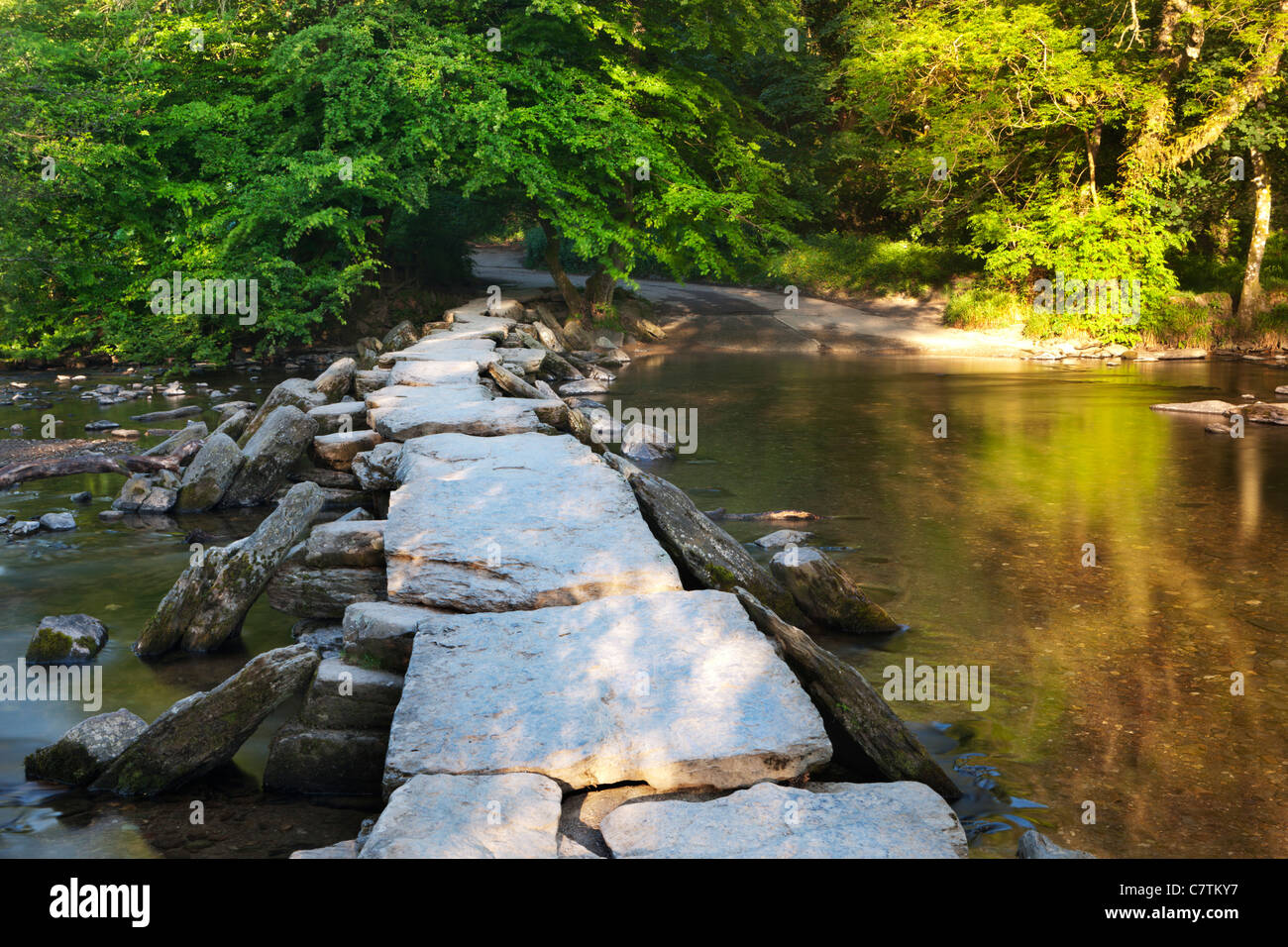 Tarr Étapes enjambant la rivière Barle, Exmoor Banque D'Images