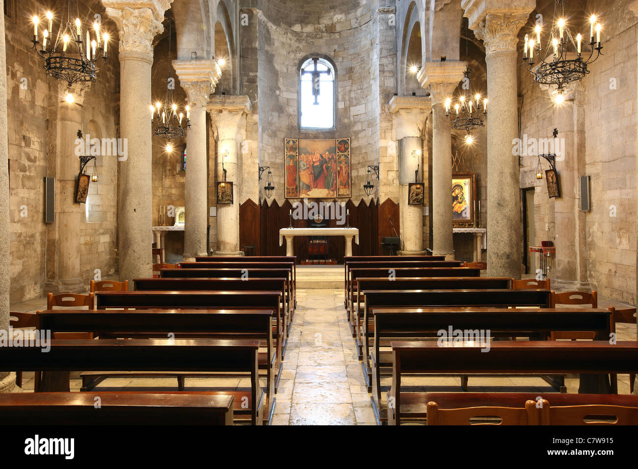 Italie, Pouilles, Trani, la cathédrale, intérieur Banque D'Images