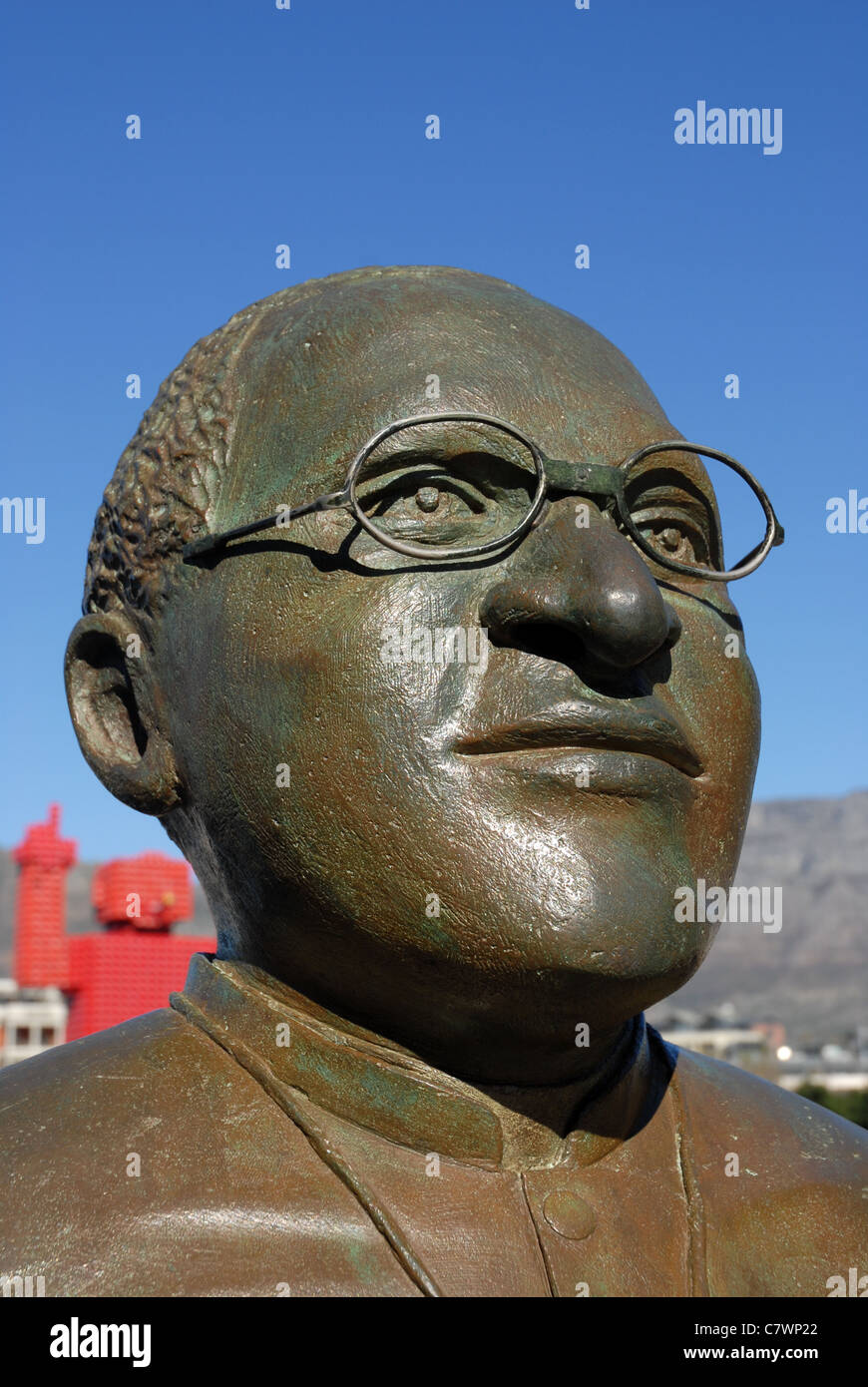 Buste de Desmond Tutu, prix Nobel de la paix, nobel square, V & A Waterfront, Cape Town, Western Cape, Afrique du Sud Banque D'Images