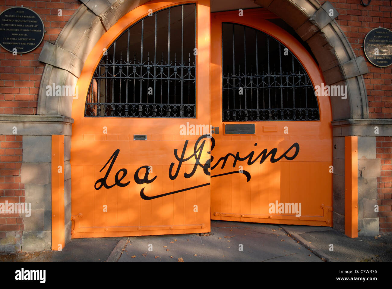 Lea et Perrins sauce portes d'usine à Worcester, 2011. Banque D'Images