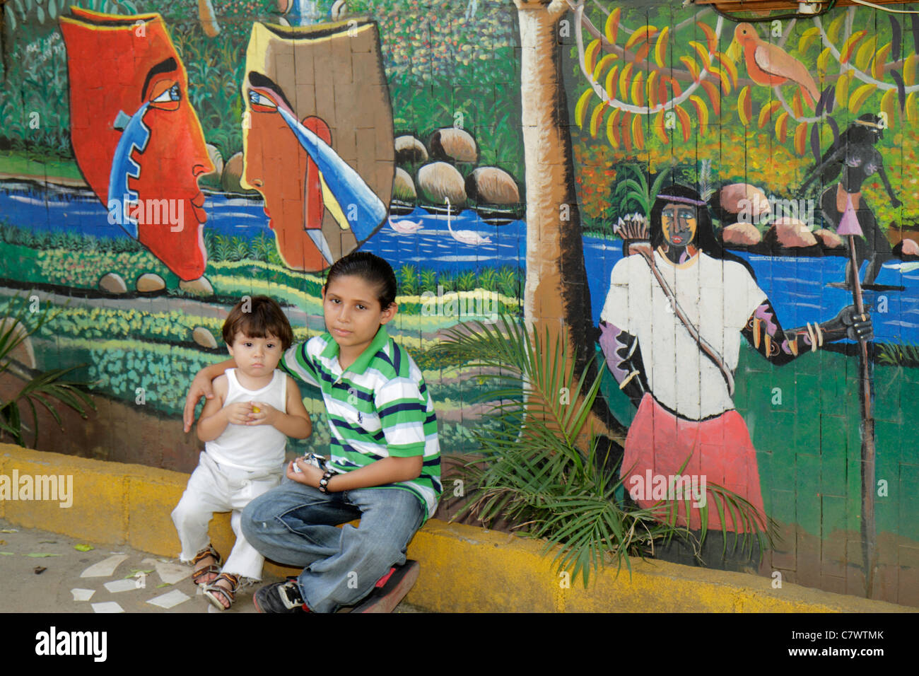 Managua Nicaragua,Amérique centrale,Bolonia,mur mural,restaurant restaurants restauration café cafés,extérieur,devant,entrée,art,local scen Banque D'Images