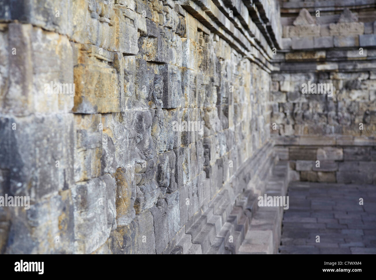 Bas-reliefs, Borobudur (Site du patrimoine mondial de l'UNESCO), Java, Indonésie Banque D'Images