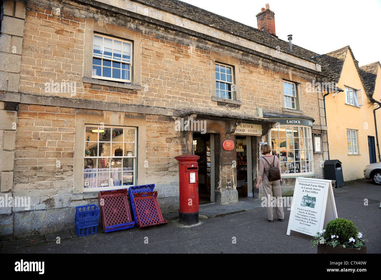 Le Village de Lacock dans le Wiltshire Lacock Food Store Uk Banque D'Images