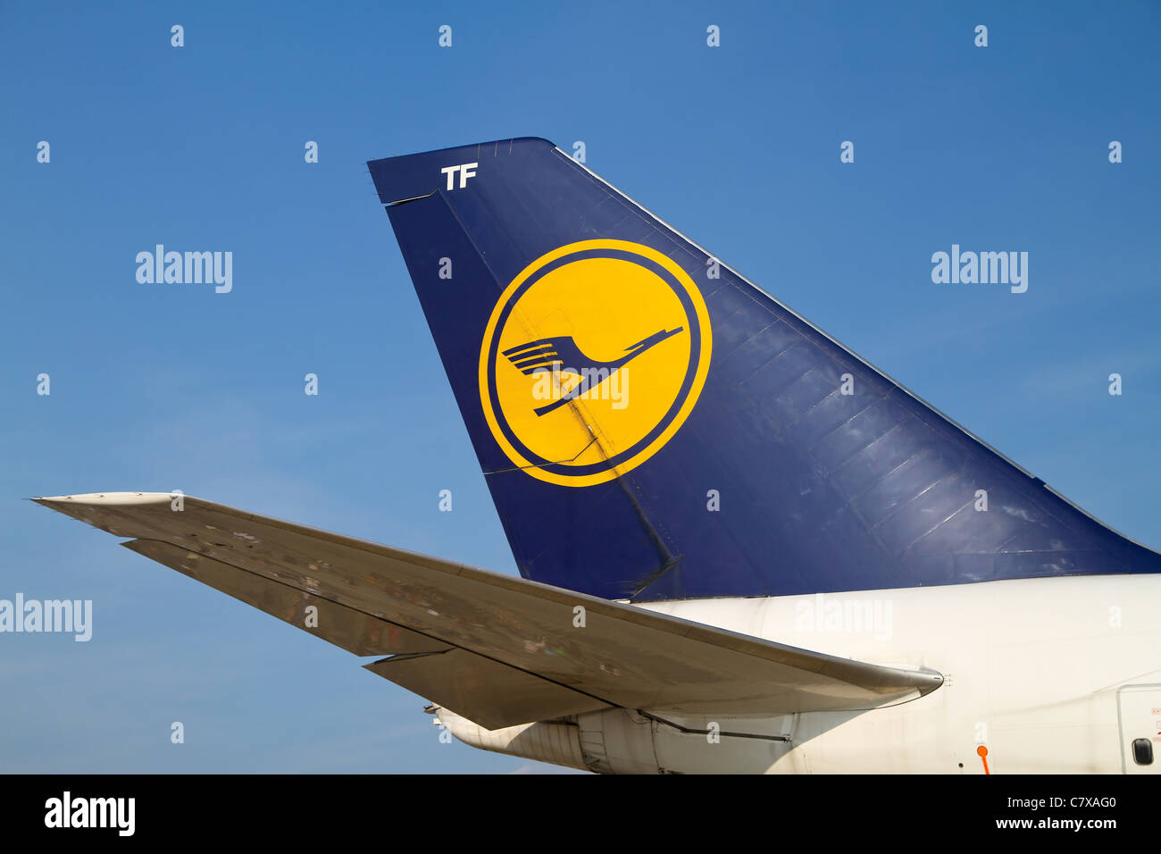 Lufthansa Logo sur la fin de la queue de l'avion. Banque D'Images