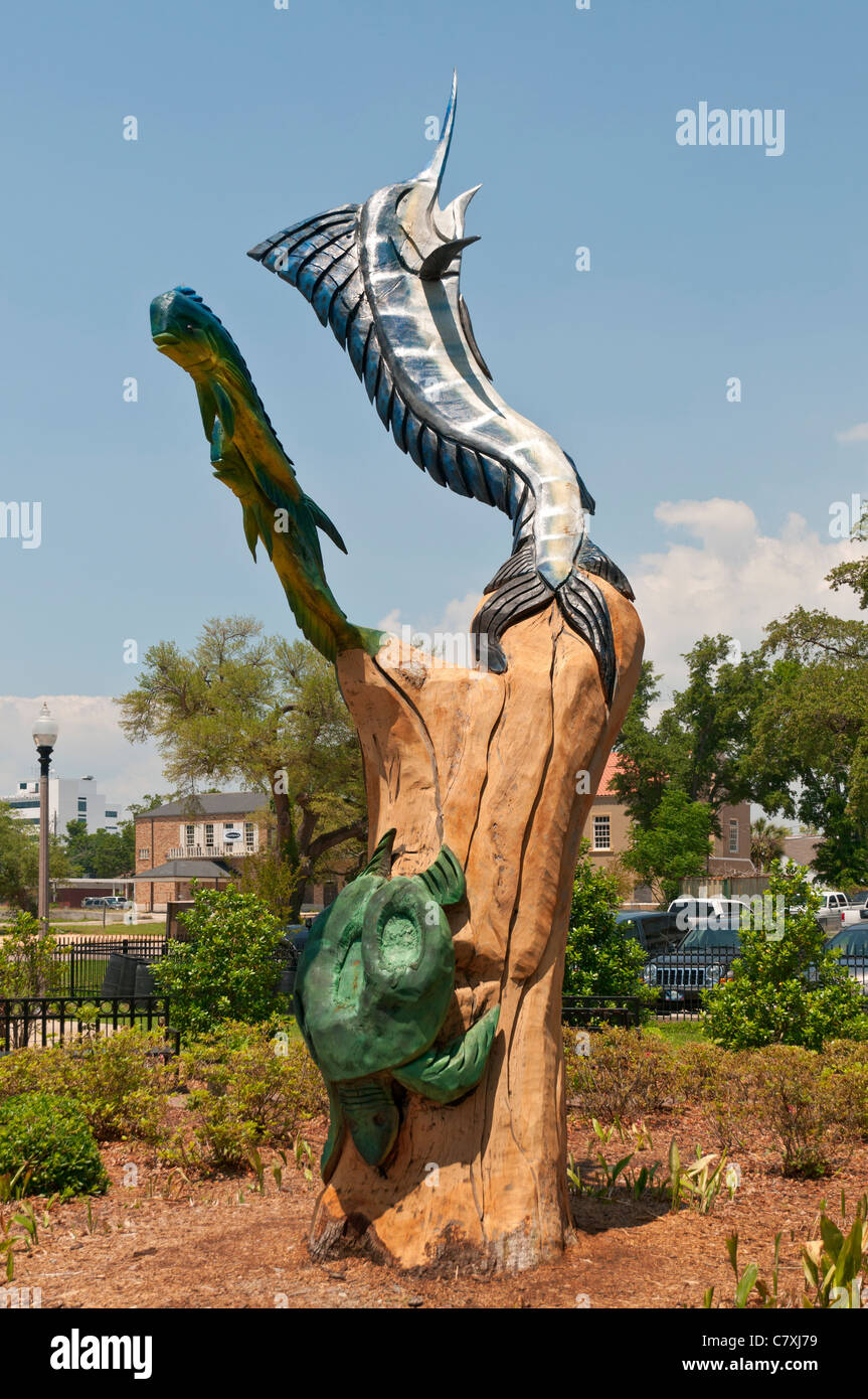 Le Mississippi, Biloxi, sculpture en bois de Marlin Miller, artiste sculpté de tronc d'arbre mort détruit par l'ouragan Katrina Banque D'Images