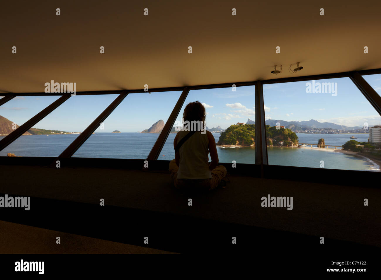 À admirer la vue du Museu de Arte Contemporanea, Niteroi, Brésil, Amérique du Sud Banque D'Images