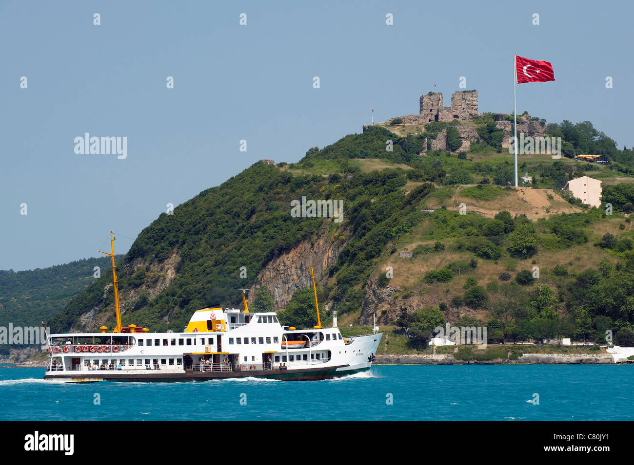 La Turquie, Istanbul, Bosphore Anadolu Kavagi, côté anatolien, Yoros Castle Banque D'Images