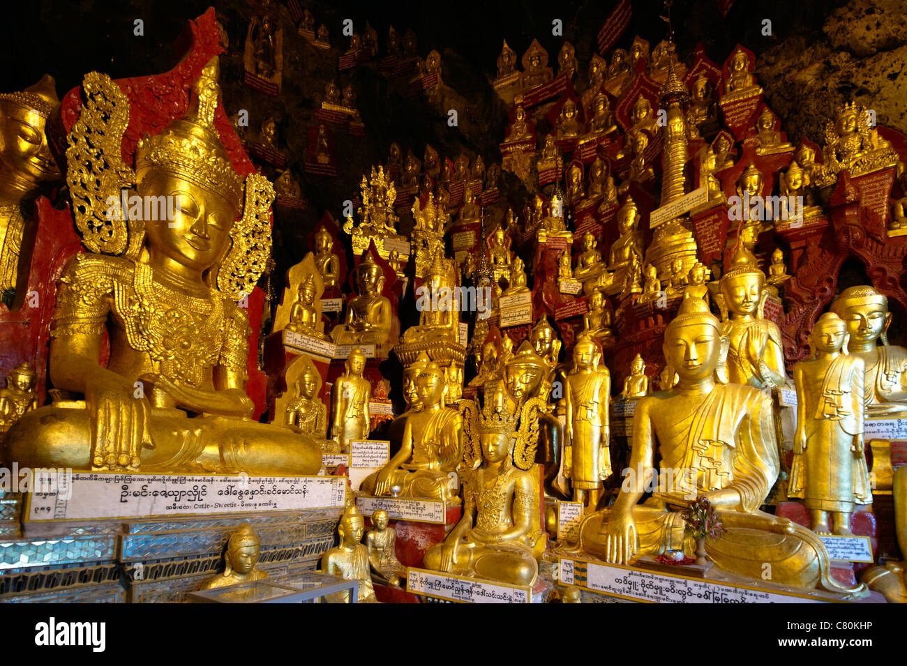 Le Myanmar, la Birmanie, l'État de Shan, Grotte de Pindaya sanctuaire bouddhiste Banque D'Images